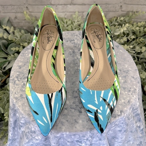 Lifestride Soft System “Pretty” Tropical Print Pointed Toe Low Heel WMS 7.5M✨EUC - Picture 3 of 9